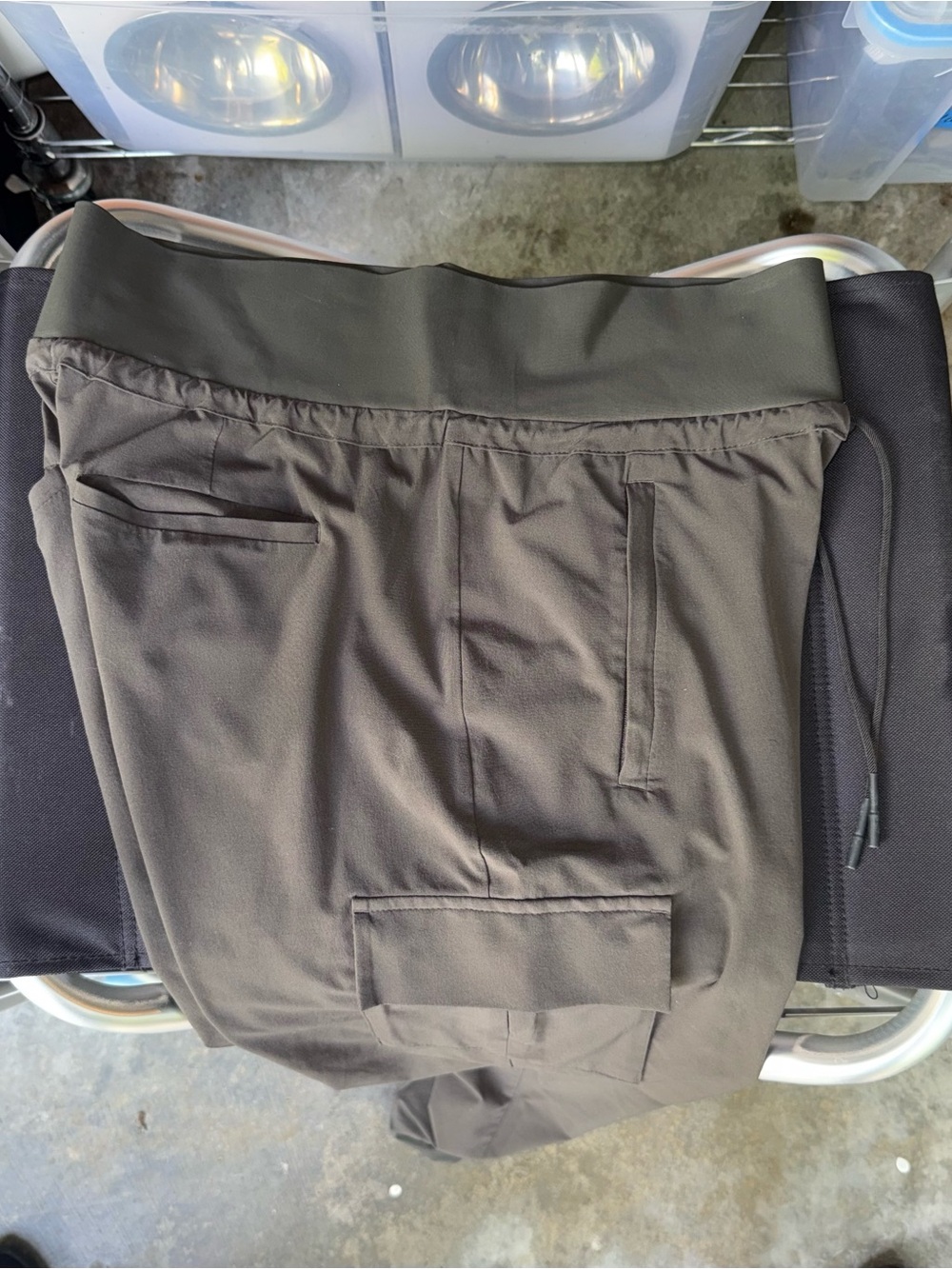 Athleta Olive Sutton Cargo Joggers with Drawstring - Picture 7 of 8